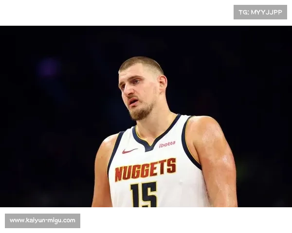 掘金约基奇半场已取三双，独行侠依靠三分火力紧咬比分