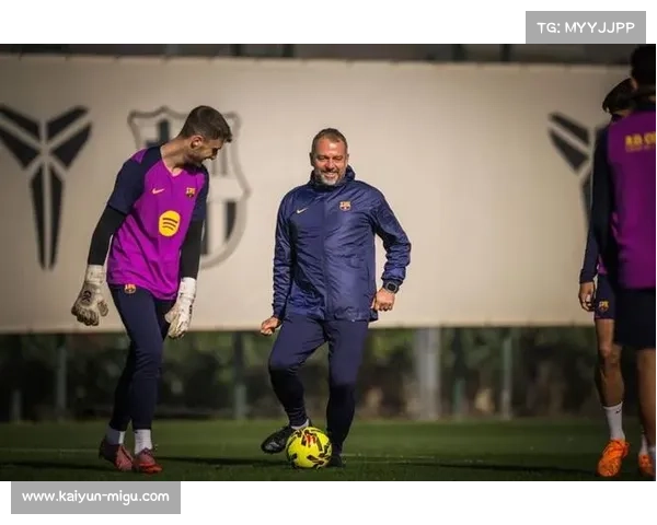 拉菲尼亚伤愈复训，巴萨锋线轮换迎转机